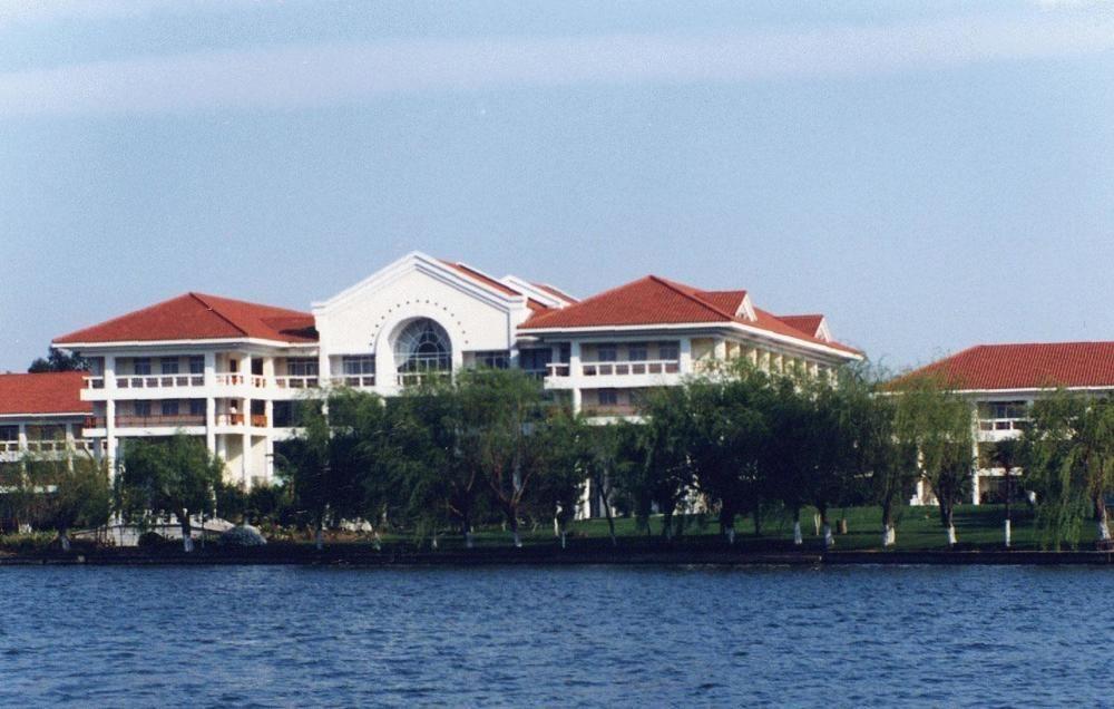 Yunnan Dianchi Garden Resort Hotel & Spa Côn Minh Ngoại thất bức ảnh